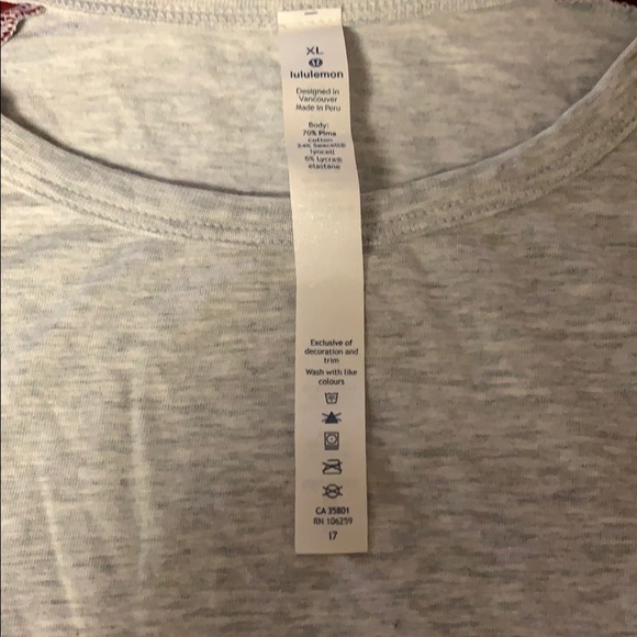 Men’s lululemon long sleeve tee - Picture 2 of 3
